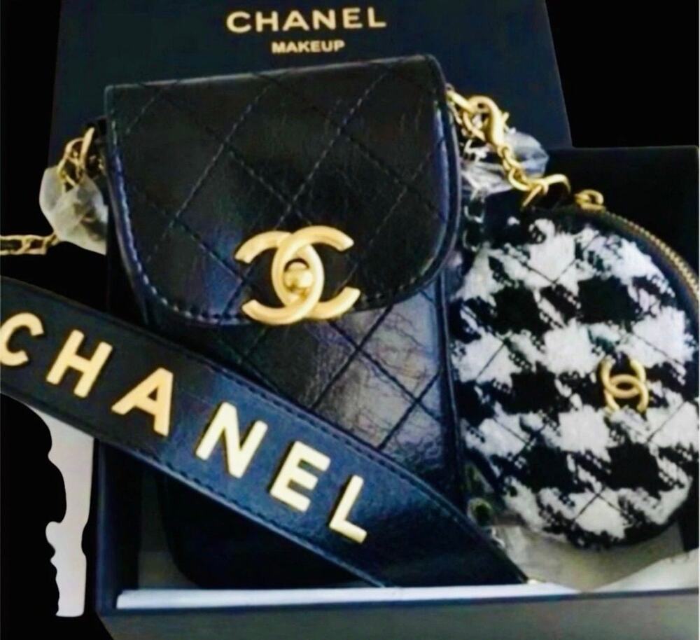 CHANEL Limited Edition Crossbody/Shoulder Novelty  Bag/Phone/ Mini Coin Pouch